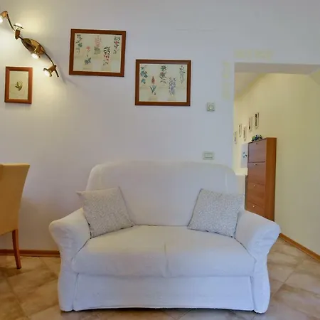 Apartmán Klara 1877 *