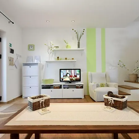Klara 1877 Apartmán Galižana