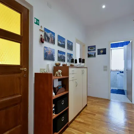 Apartament Klara 1877 *